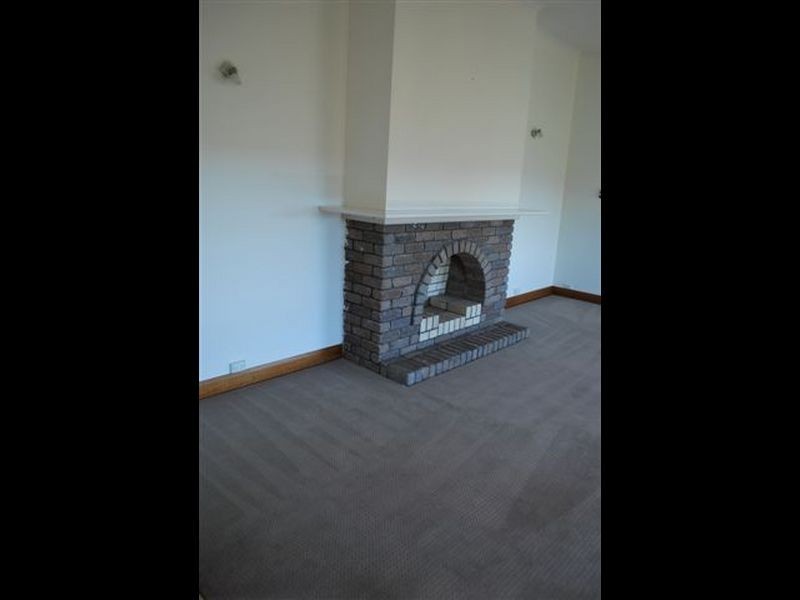 8 Alexander Avenue, West Launceston TAS 7250