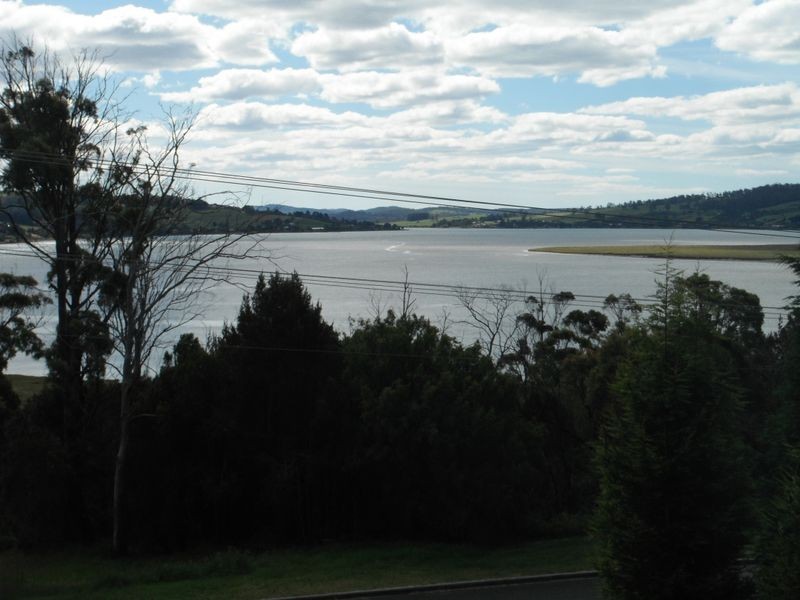 85 Beach Road, Legana TAS 7277