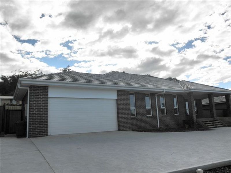 1/3 Beaton Street, Exeter TAS 7275