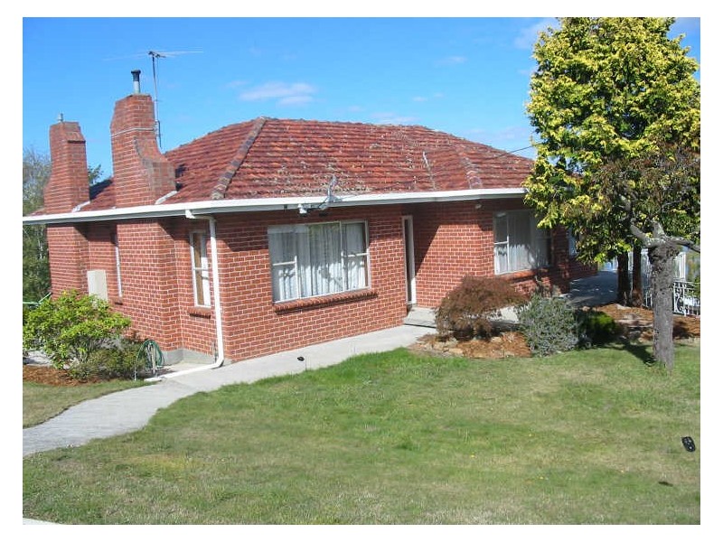 5 Marlyn Street (off Bill Grove), Mowbray TAS 7248