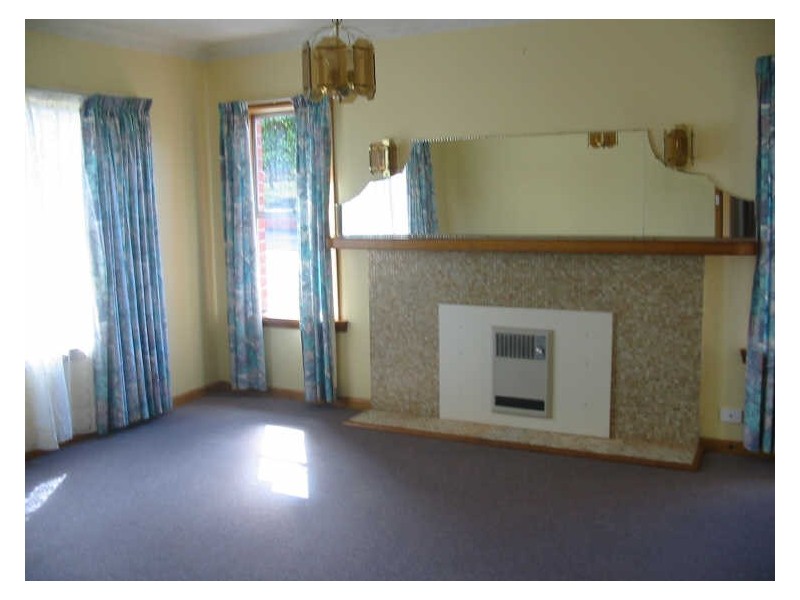 5 Marlyn Street (off Bill Grove), Mowbray TAS 7248