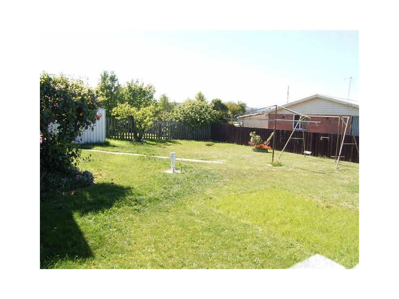 1 Kennedy Street, Newnham TAS 7248