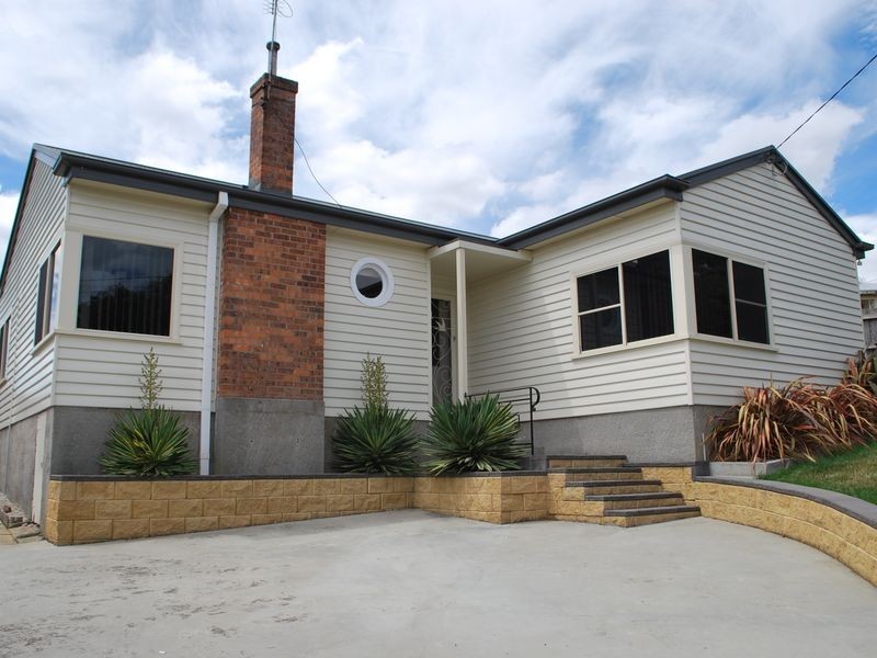 17 Arundel Street, Newstead TAS 7250