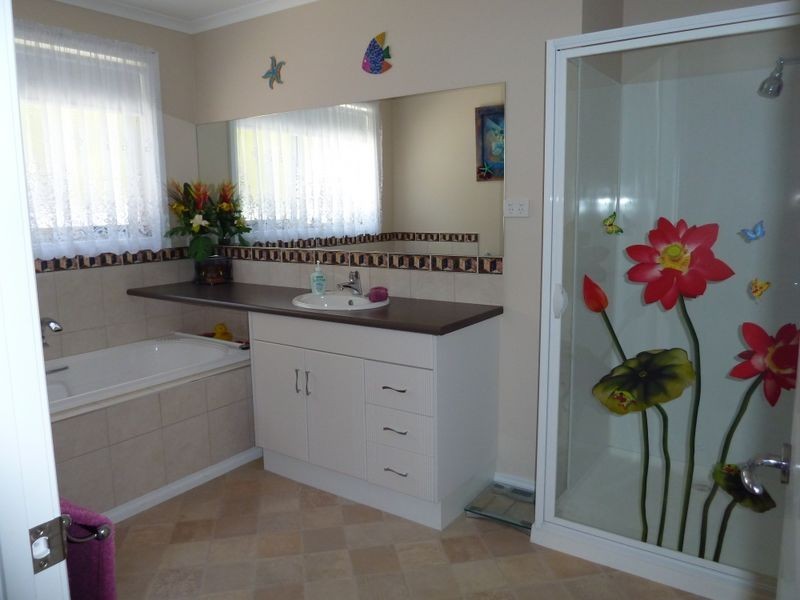 2 Burnett Street, George Town TAS 7253