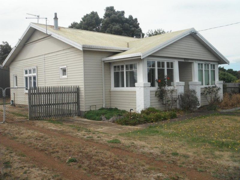 49 Main Street, Cressy TAS 7302