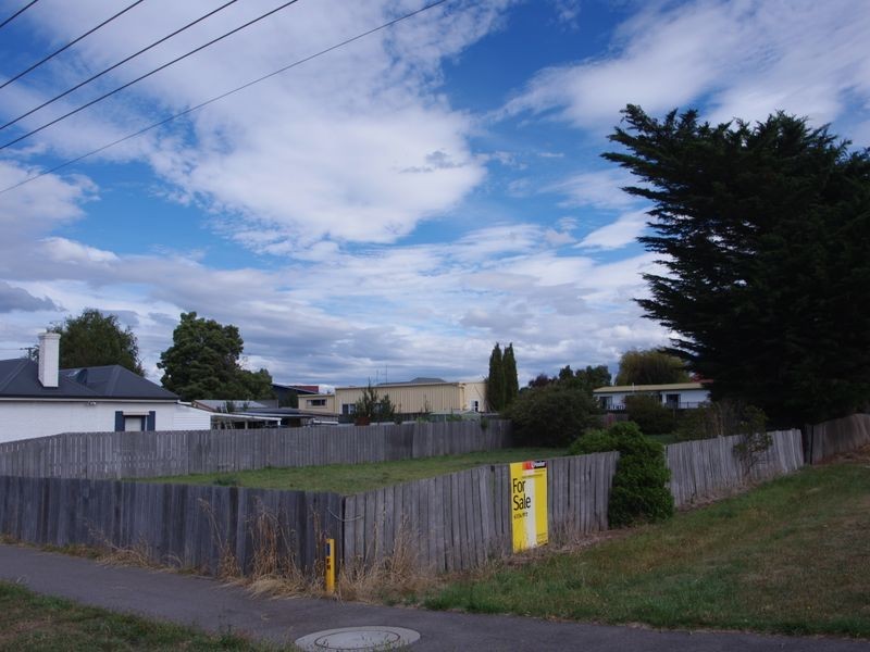 9 Church Street, Campbell Town TAS 7210