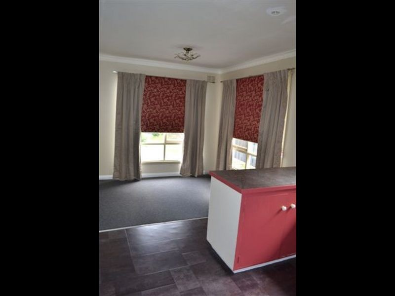 4 Trent Street, Youngtown TAS 7249