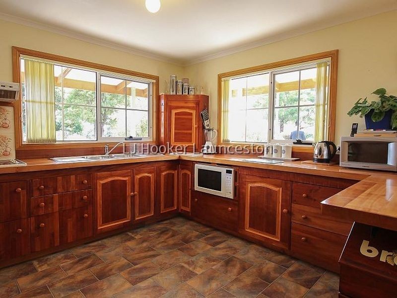 228 Bevic Road, Clarence Point TAS 7270