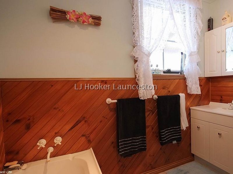 228 Bevic Road, Clarence Point TAS 7270