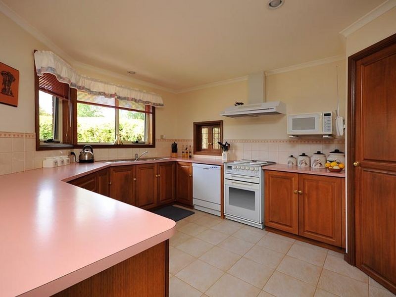 2 West Park Drive, West Launceston TAS 7250