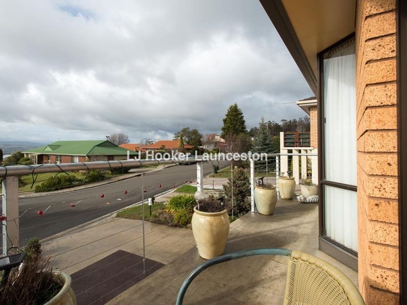 5 Clearview Avenue, Trevallyn TAS 7250