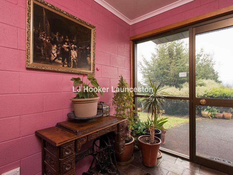 5 Clearview Avenue, Trevallyn TAS 7250