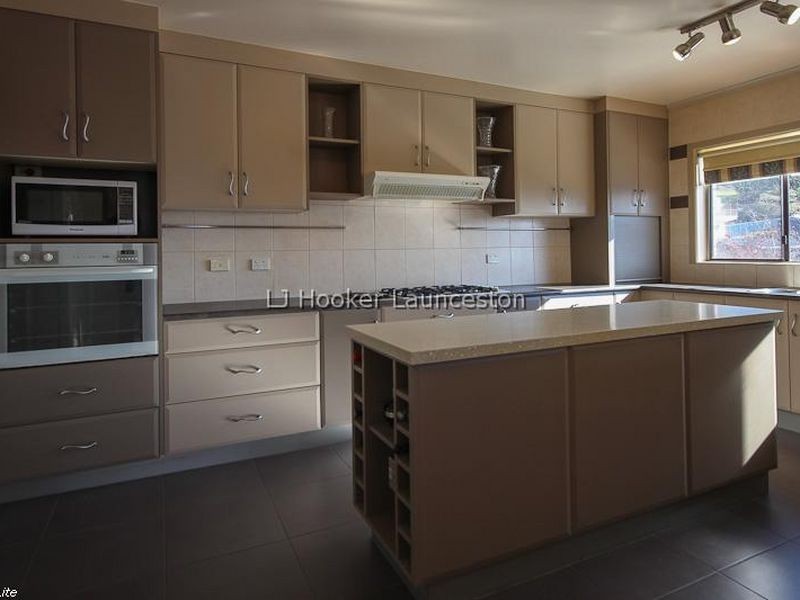 8 Atlas Street, Newstead TAS 7250
