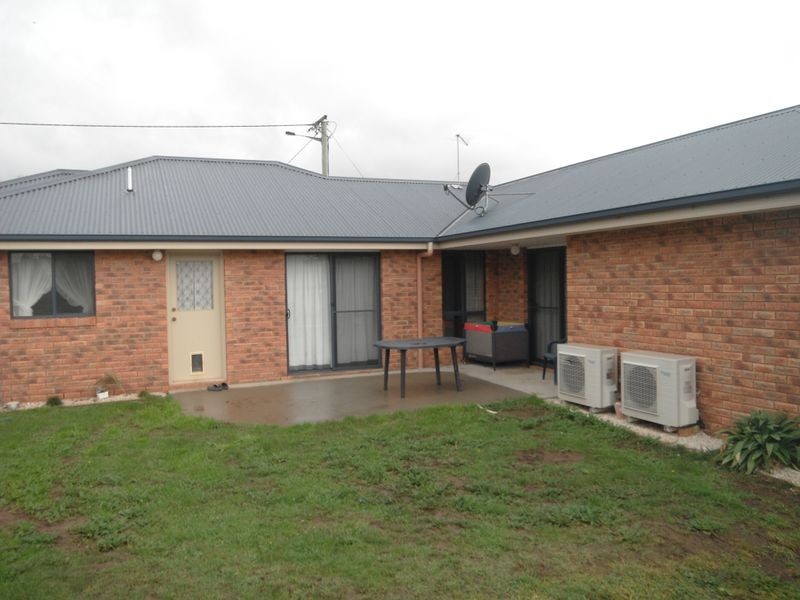 61 Parklands Parade, Newnham TAS 7248