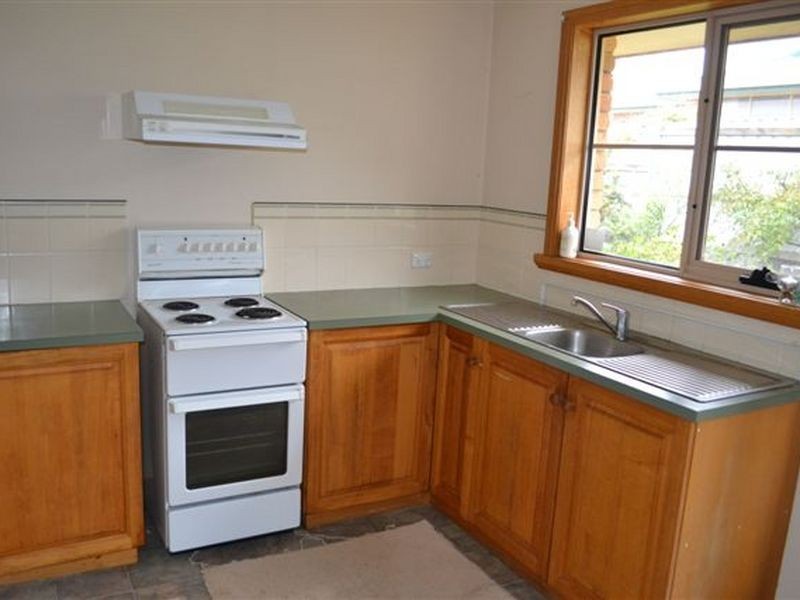 2/13 Rankine Street, Riverside TAS 7250