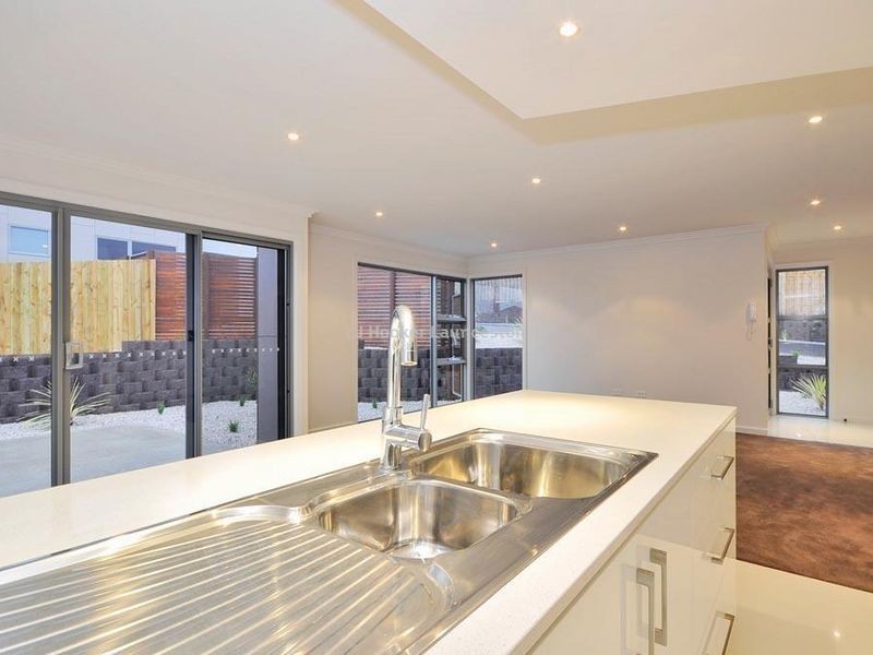 4/161 Alanvale Road, Newnham TAS 7248