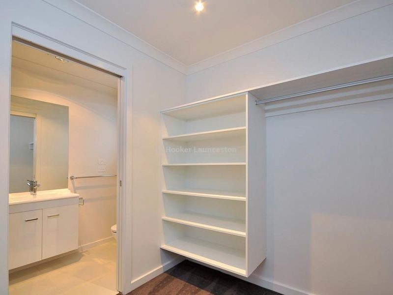 6/161 Alanvale Road, Newnham TAS 7248