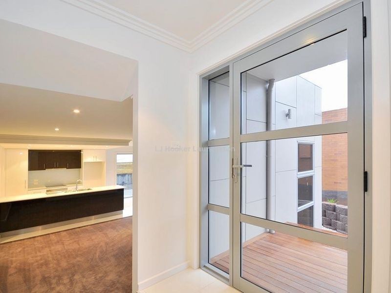 6/161 Alanvale Road, Newnham TAS 7248