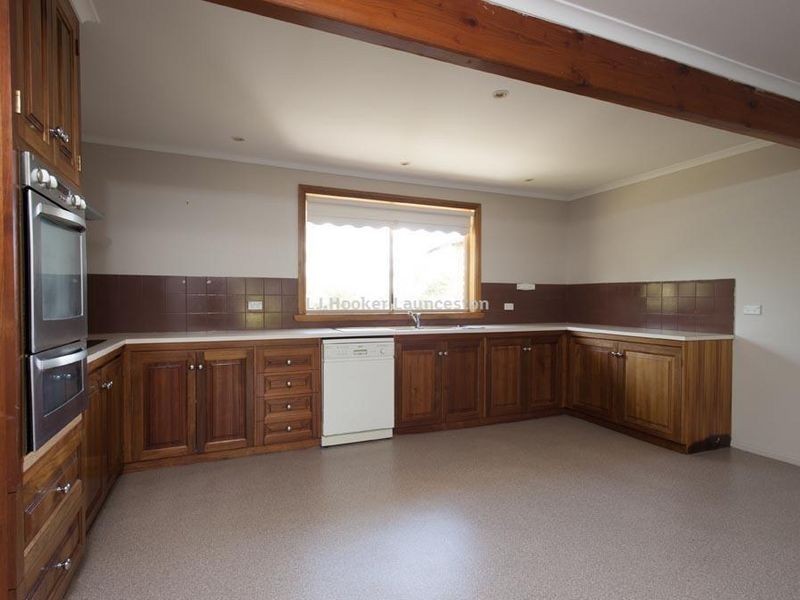 6 Beaumaris Court, Trevallyn TAS 7250