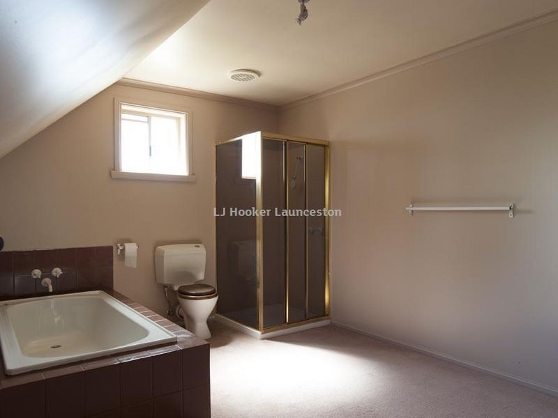 6 Beaumaris Court, Trevallyn TAS 7250
