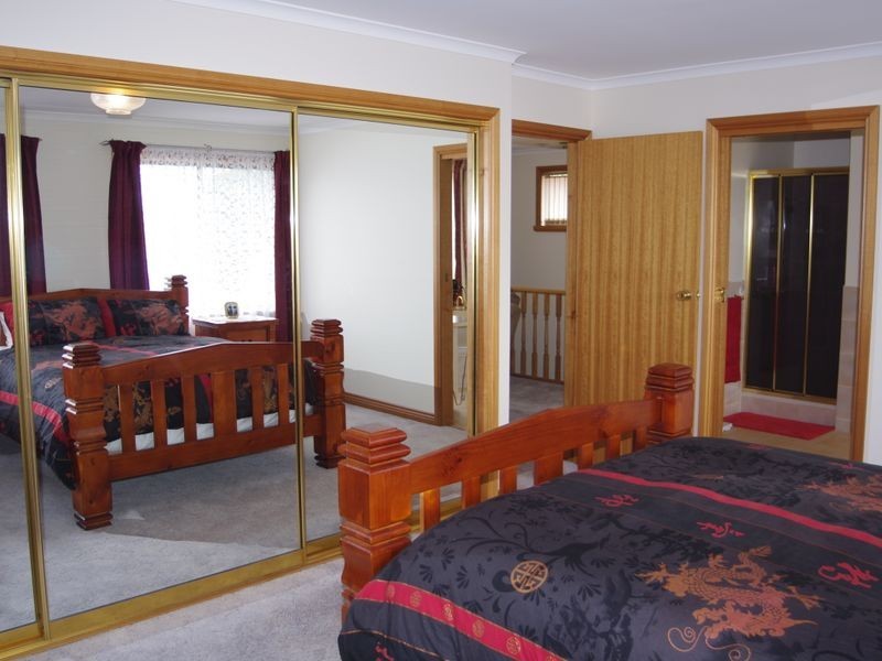 5 Oakmont Way, Prospect Vale TAS 7250