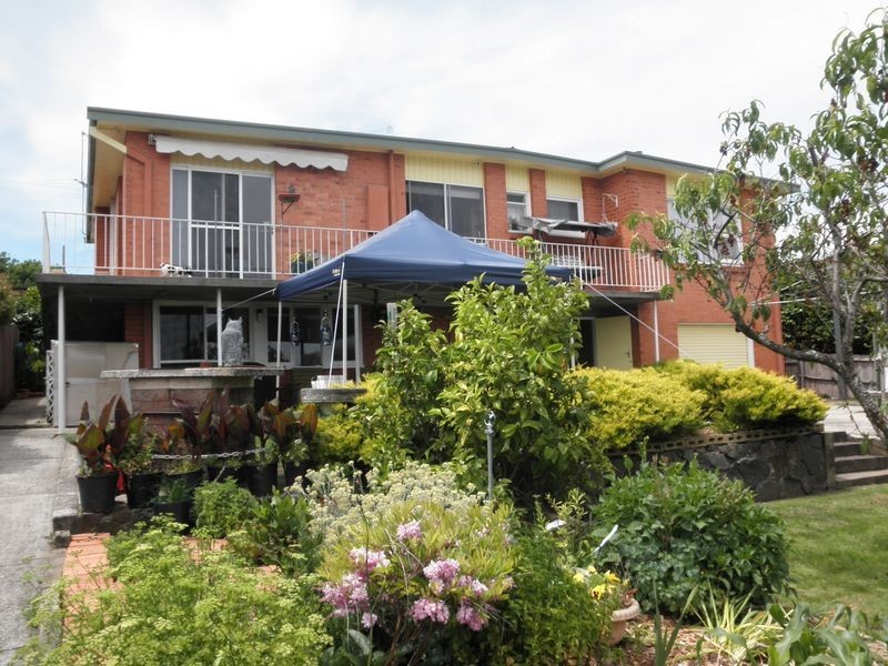 28 Laver Grove, Newnham TAS 7248