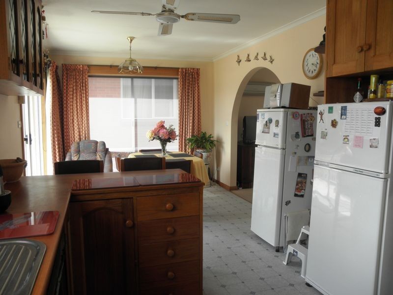 28 Laver Grove, Newnham TAS 7248