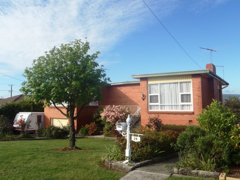 28 Laver Grove, Newnham TAS 7248
