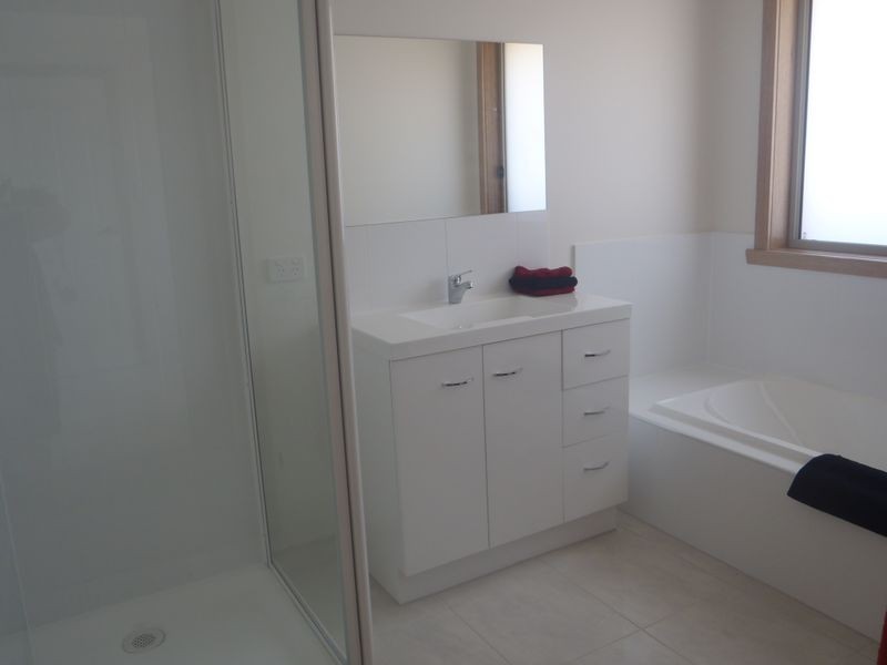 2 Thames Court, Perth TAS 7300