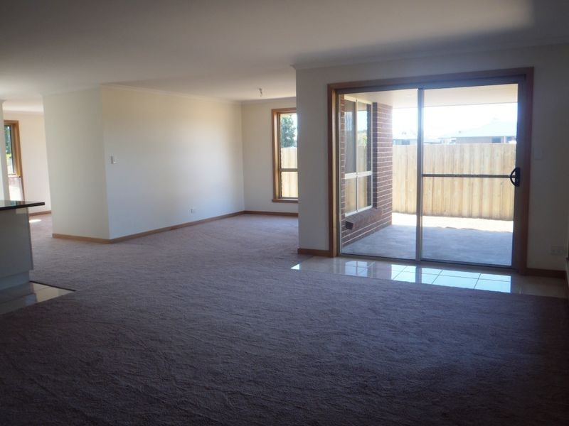 2 Thames Court, Perth TAS 7300