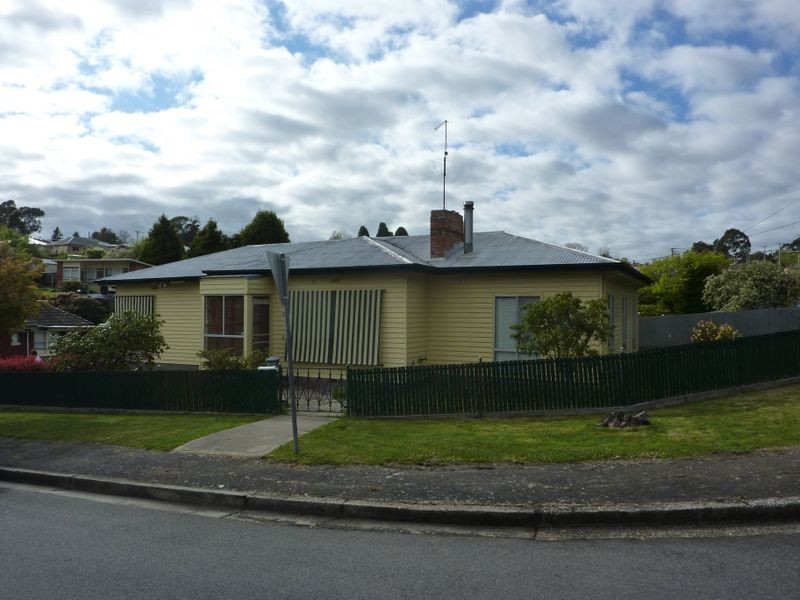 16 Pitt Avenue, Trevallyn TAS 7250