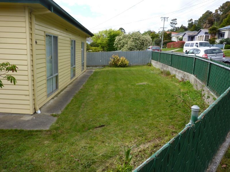 16 Pitt Avenue, Trevallyn TAS 7250