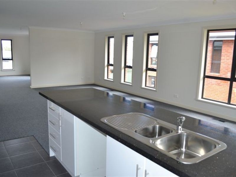 3/15-17 Conway Street, Mowbray TAS 7248