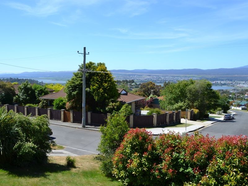 113 New World Avenue, Trevallyn TAS 7250