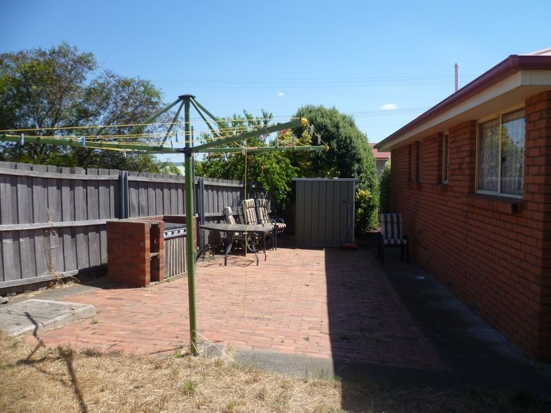 1/24 Wallace Street, Newnham TAS 7248