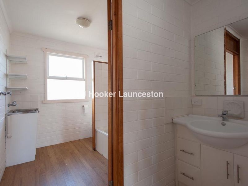 2/8 Ravenswood Road, Ravenswood TAS 7250