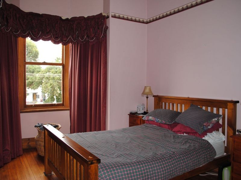 34 Racecourse Crescent, Launceston TAS 7250