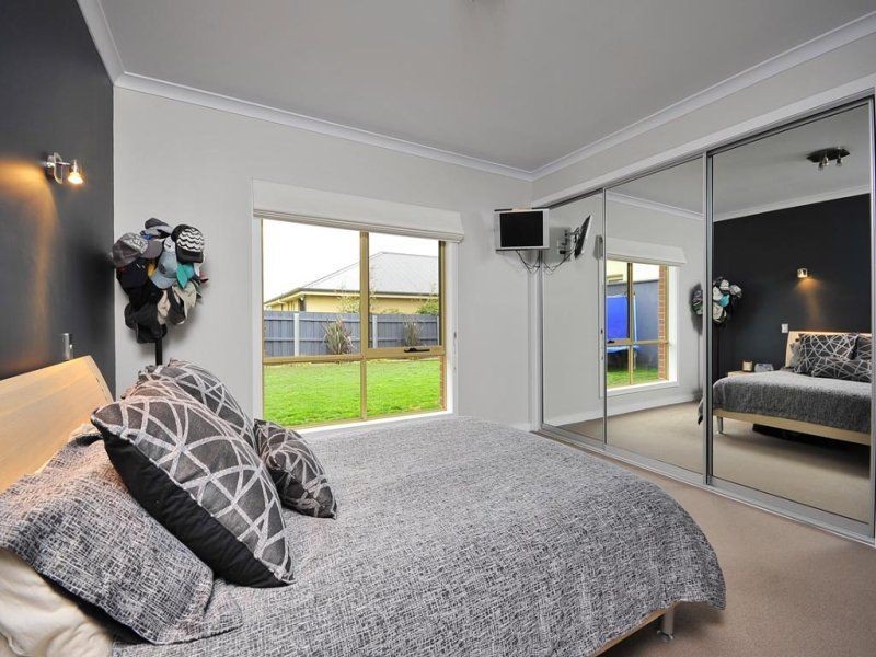 26a Landsborough Avenue, Newstead TAS 7250
