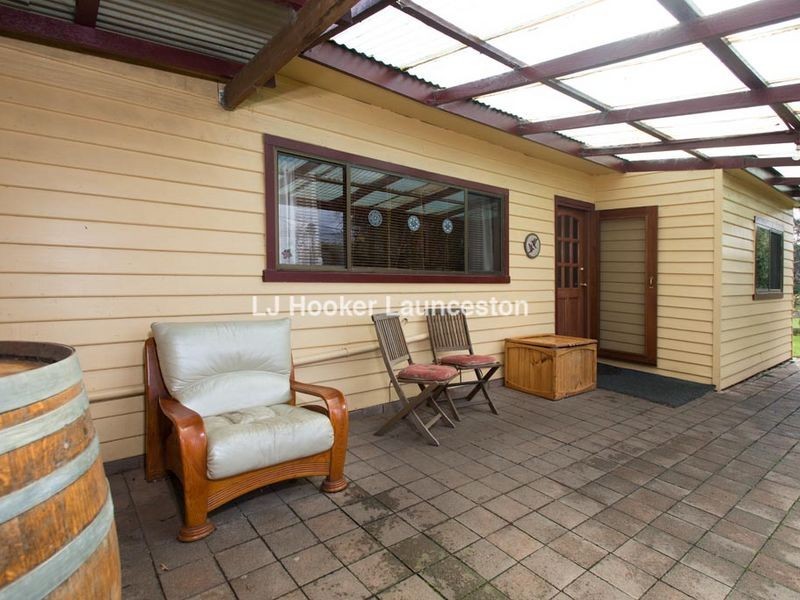 9 Butlers Road, Lebrina TAS 7254