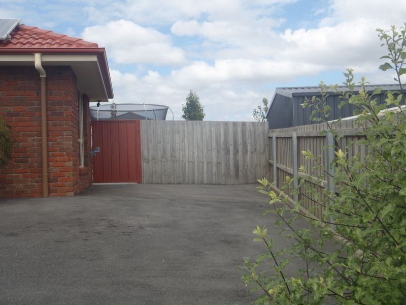 1/22 Alawoona Street, Legana TAS 7277