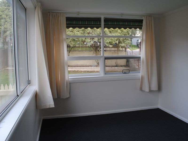 8 Pitt Avenue, Trevallyn TAS 7250