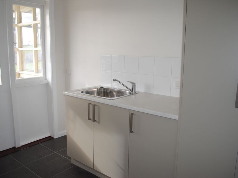 8 Pitt Avenue, Trevallyn TAS 7250