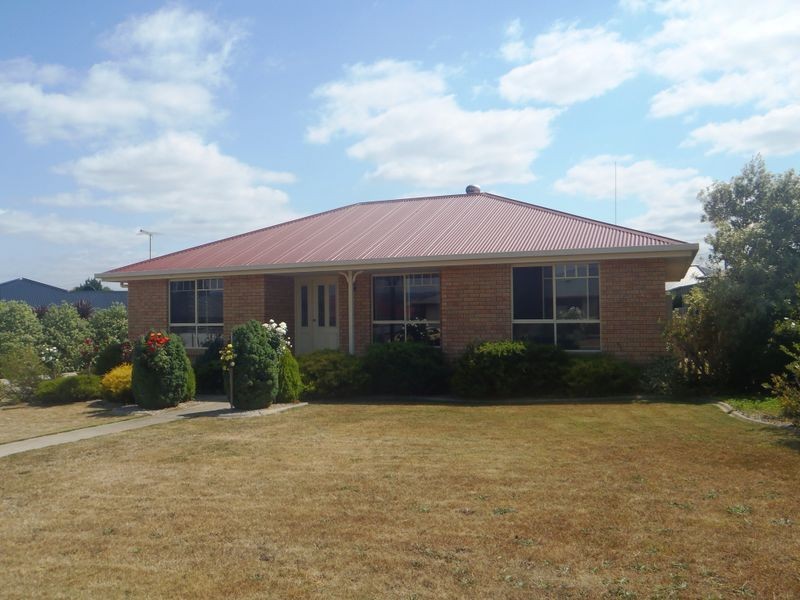 10 Comice Place, Newnham TAS 7248