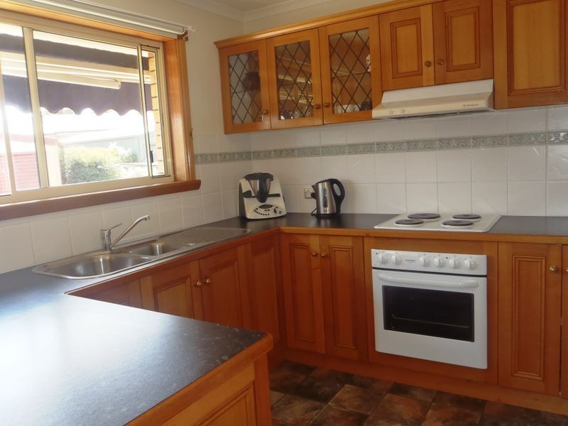 10 Comice Place, Newnham TAS 7248