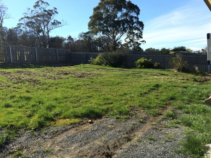 28 Pioneer Parade, Ravenswood TAS 7250