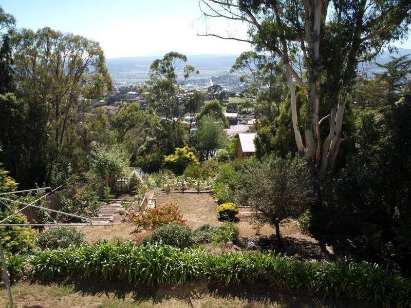 11 Wilhelmina Avenue, West Launceston TAS 7250