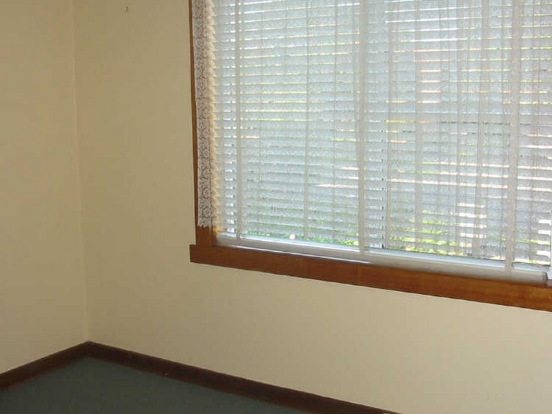 8 Warwick Place, Youngtown TAS 7249