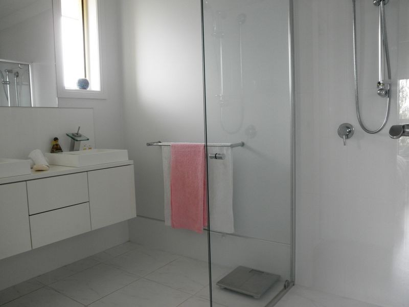 12 Dafnis Drive, Newnham TAS 7248