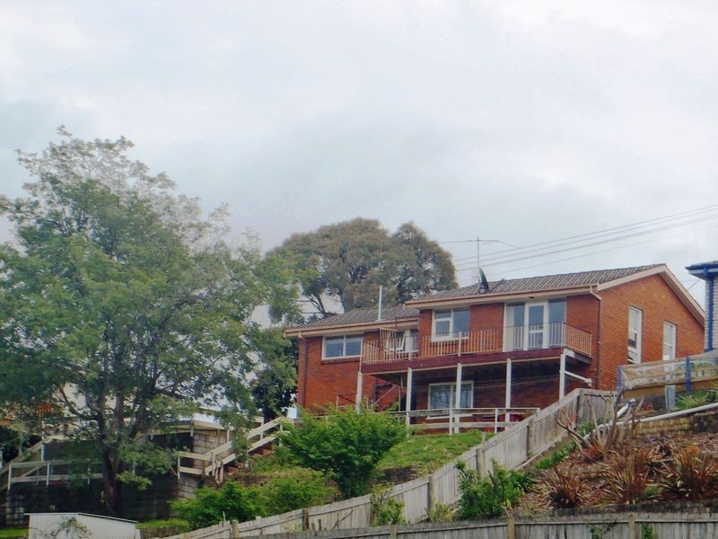 36 Crandon Crescent, Newnham TAS 7248