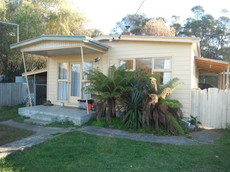 433 Gravelly Beach Road, Gravelly Beach TAS 7276